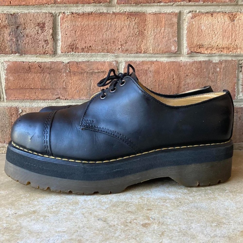 very rare vtg 80s 90s dr. martens MIE oxfords platforms with crazy bomb soles